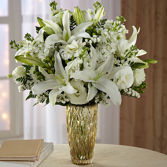 The Holiday Elegance&trade; Bouquet for Kathy Ireland Home