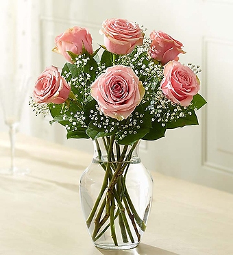 Love\'s Embraceâ?¢ Roses - Pink